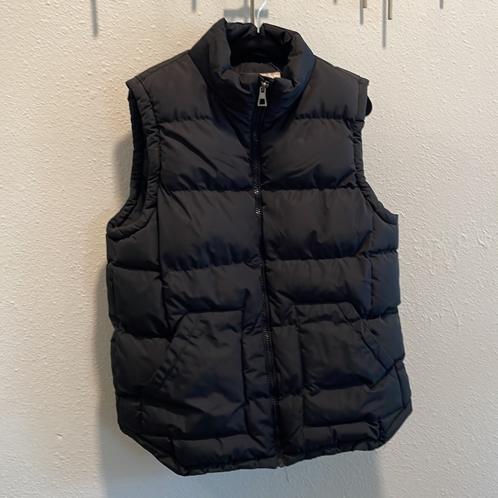 Black Puffer Vest Size 10/12 - Picture 3 of 12
